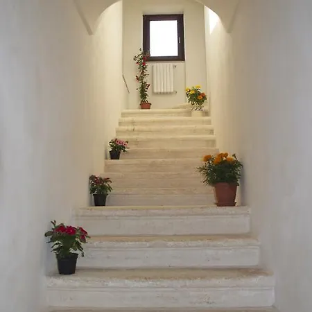 Casa Del Sud 오스투니